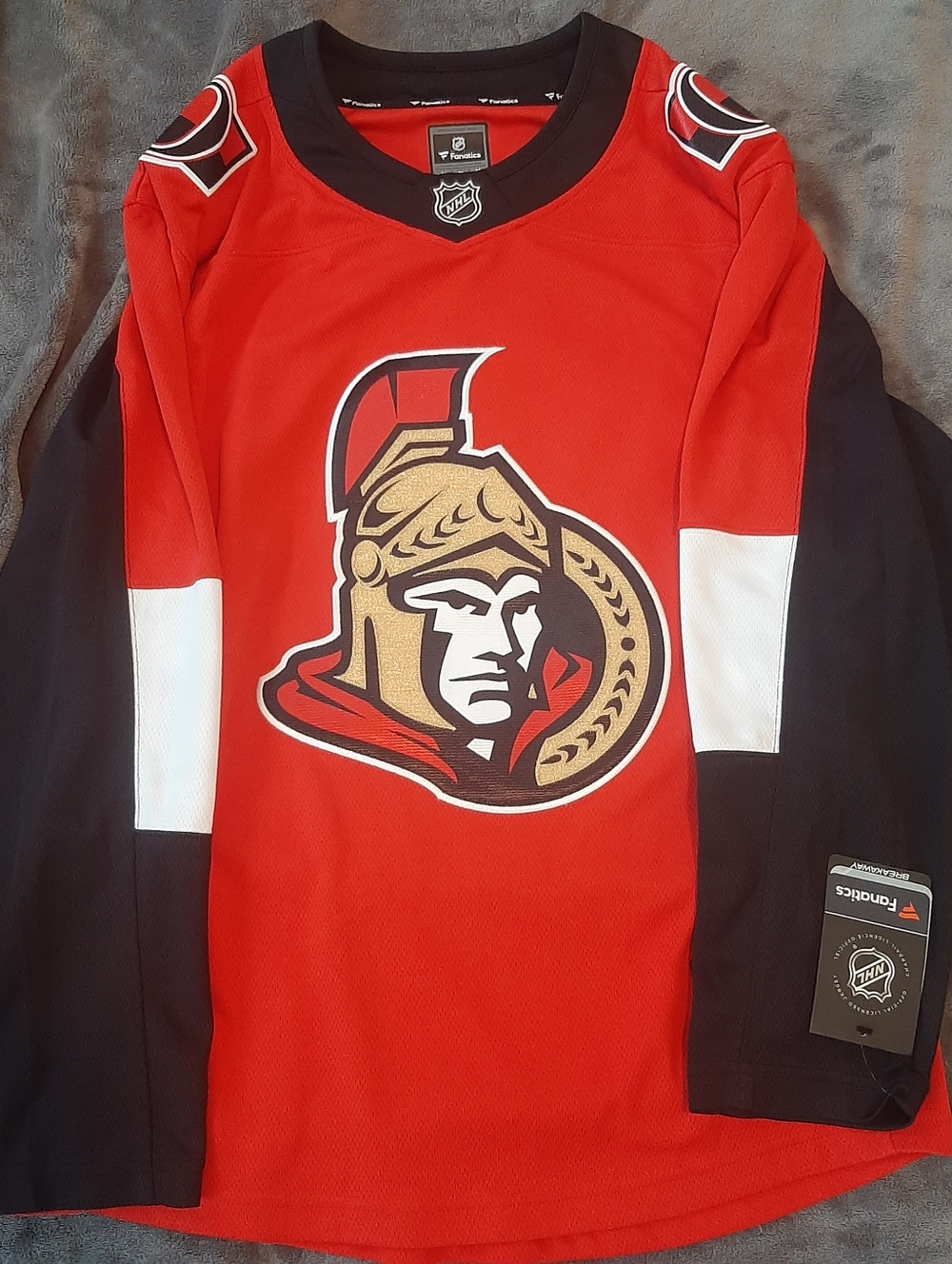 Authentic Fanatics Ottawa Senators Home Jersey (M)